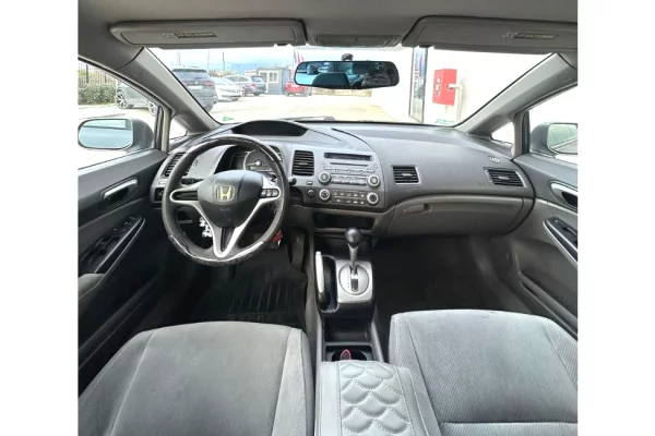 Makina ne shitje ne Tirane - 4,300 Euro