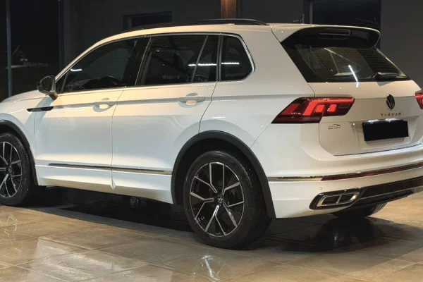 Makina ne shitje ne Prishtine - 26,900 Euro