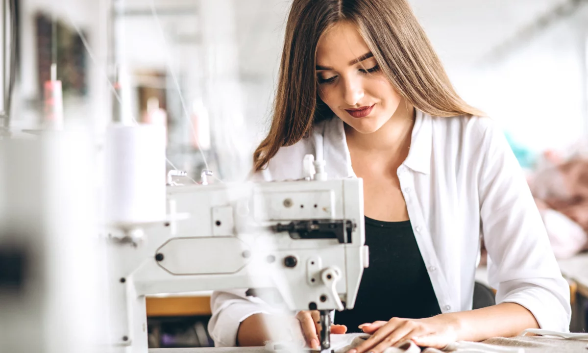 Njoftime Pune ne Tirane, Profesioni Punëtore rrobaqepsie , Me eksperience, Pagesa Me Marreveshje.