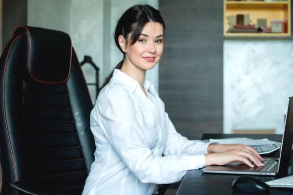 Njoftime Pune per Specialist në Sektorin e Regjistrimit të Biznesit ne Tirane