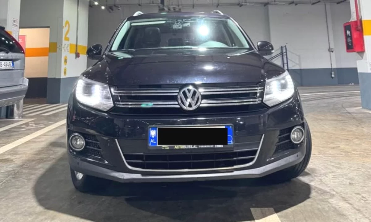 Makina ne shitje ne Tirane, Volkswagen, 2015 Diesel,Kambio Automatik Pagesa 8,900  Euro.