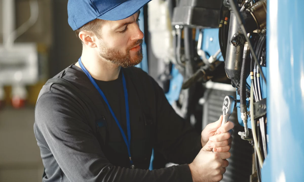 Njoftime Pune ne Tirane, Profesioni Mekanik për makineri ndërtimi  , Me eksperience, Pagesa Me Marreveshje.