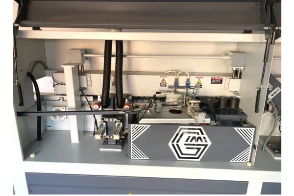 Strumenti di lavoro a Pristina - 8,300 Euro