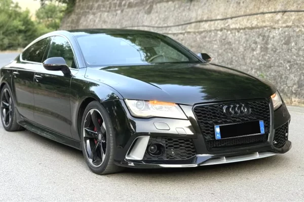 Makina ne shitje ne Tirane - 13,300 Euro