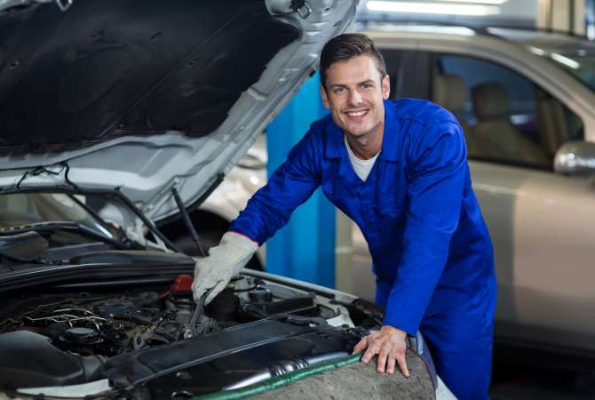 Njoftime Pune per Mekanik dhe Ndihmes Mekanik ne Tirane