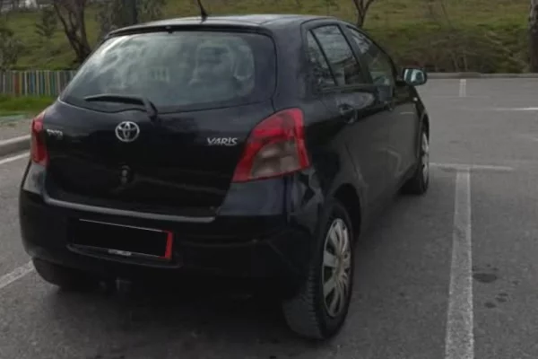 Makina ne shitje ne Tirane - 3,500 Euro