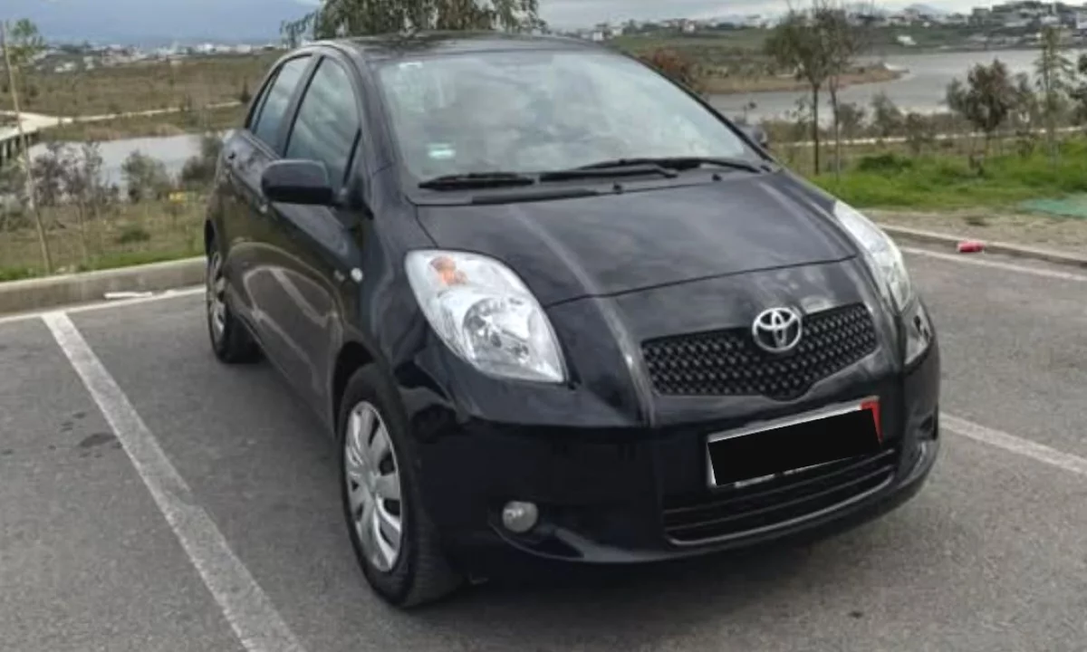 Auto in Vendita a Tirana, Toyota, 2009 Diesel,Kambio Manual Pagamento 3,500  Euro.