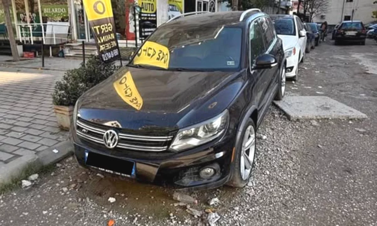 Auto in Vendita a Tirana, Volkswagen, 2010 Benzine,Kambio Automatik Pagamento 9,000  Euro.