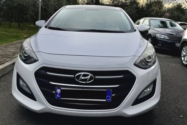 Cars for sale in Tirana - 7,000 Euro