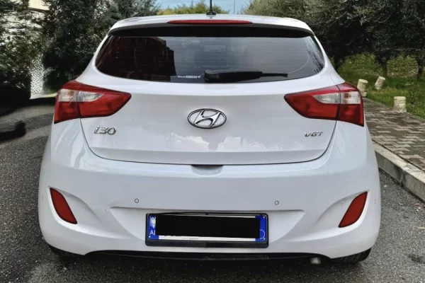 Cars for sale in Tirana - 7,000 Euro