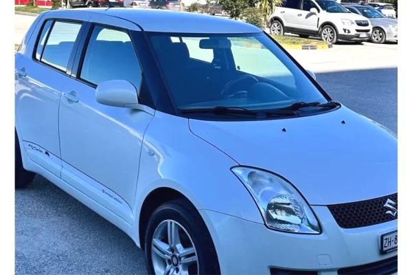 Makina ne shitje ne Tirane - 3,600 Euro