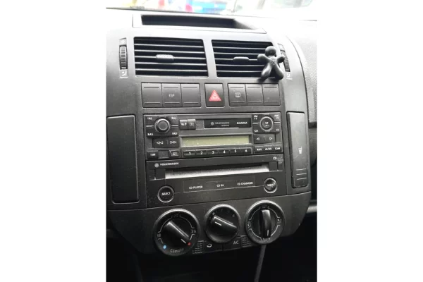 Makina ne shitje ne Tirane - 3,000 Euro