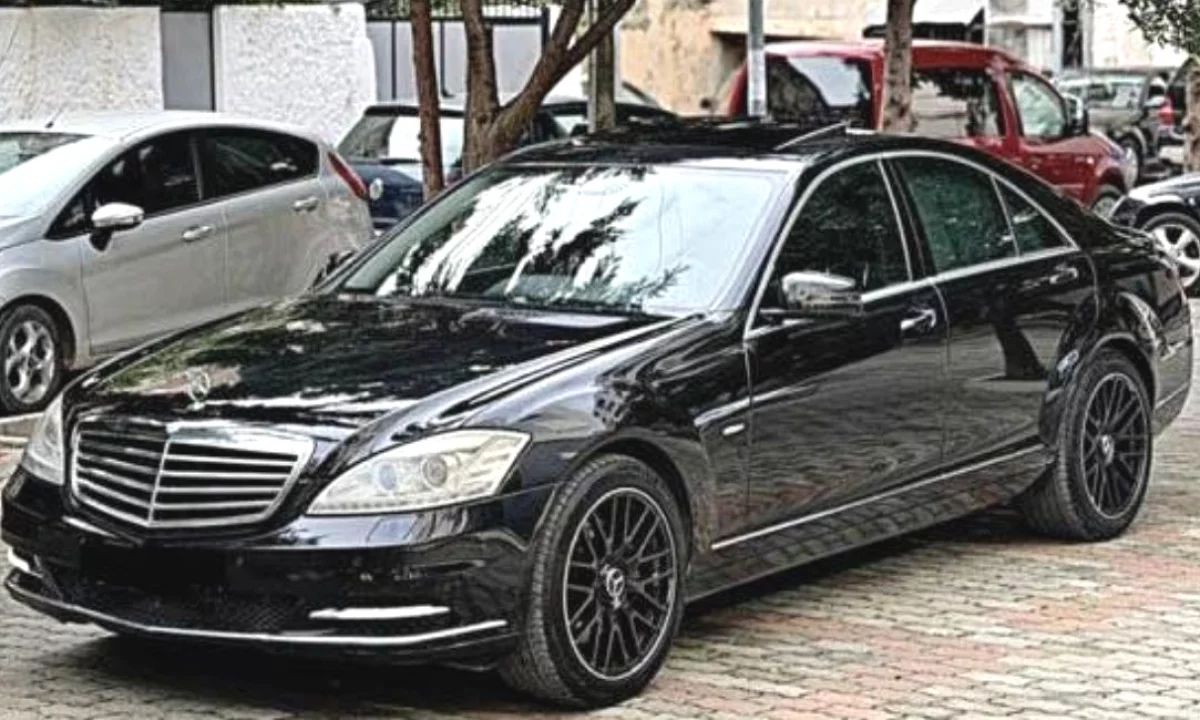 Auto in Vendita a Tirana, Mercedes-Benz, 2011 Diesel,Kambio Automatik Pagamento 8,700  Euro.