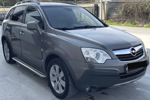 Makina ne shitje ne Tirane - 4,800 Euro