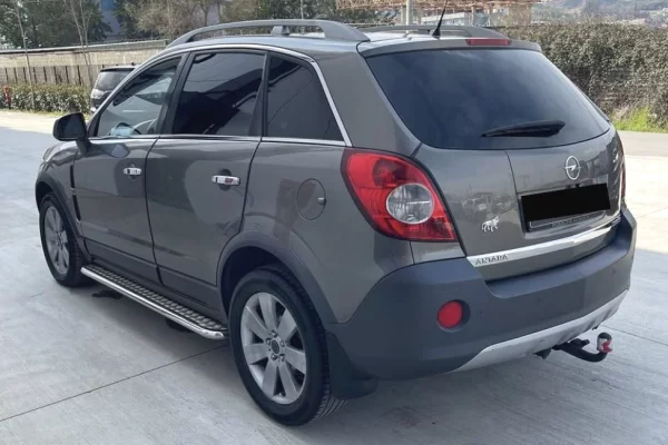 Makina ne shitje ne Tirane - 4,800 Euro