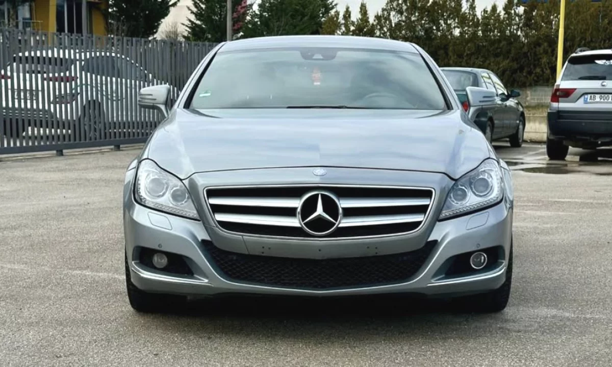 Auto in Vendita a Tirana, Mercedes-Benz, 2011 Diesel,Kambio Automatik Pagamento 11,500  Euro.