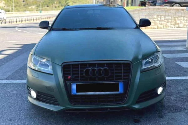 Makina ne shitje ne Tirane - 8,000 Euro