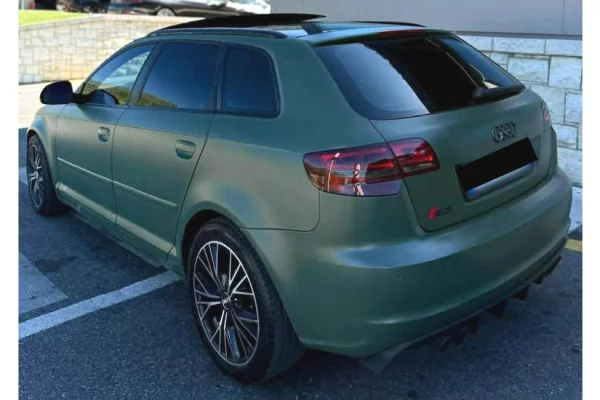 Makina ne shitje ne Tirane - 8,000 Euro