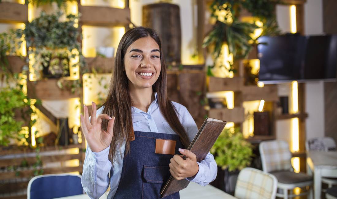 Njoftime Pune ne Tirane, Profesioni Kamarier/e & Sanitare , Fillestar/Pak eksperience, Pagesa 50,000  Leke.