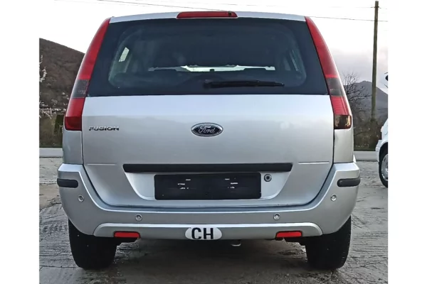 Makina ne shitje ne Tirane, Ford, 2006 Benzine,Kambio Automatik Pagesa 3,700  Euro.