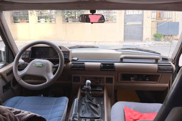 Makina ne shitje ne Tirane - 7,000 Euro