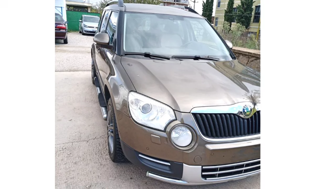 Makina ne shitje ne Tirane, Skoda, 2011 Diesel,Kambio Automatik Pagesa 8,700  Euro.