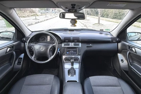 Makina ne shitje ne Tirane - 4,200 Euro