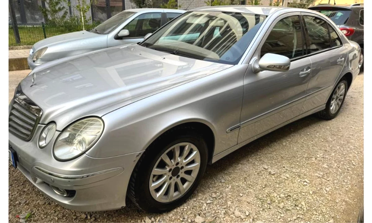 Makina ne shitje ne Tirane, Mercedes-Benz, 2008 Diesel,Kambio Automatik Pagesa 5,900  Euro.