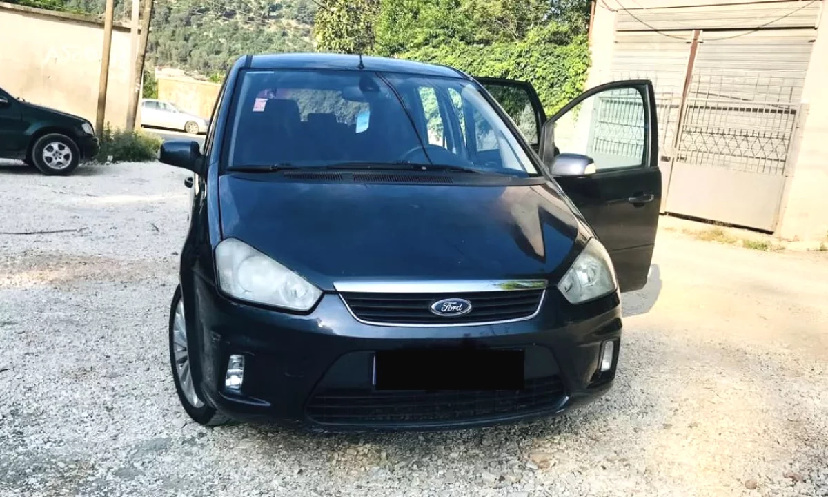 Makina ne shitje ne Tirane, Ford, 2008 Diesel,Kambio Manual Pagesa 2,800  Euro.