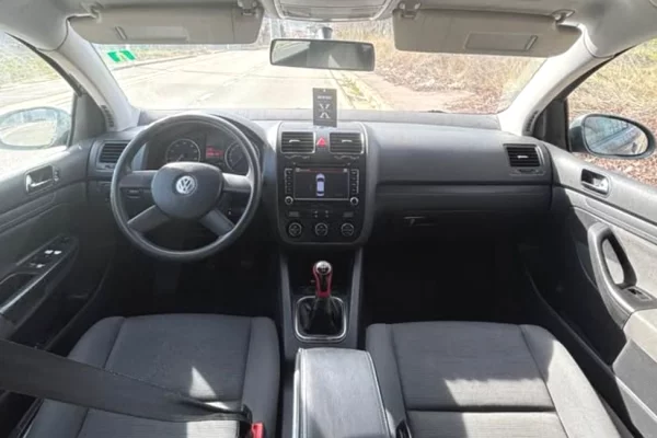 Makina ne shitje ne Pogradec - 3,200 Euro