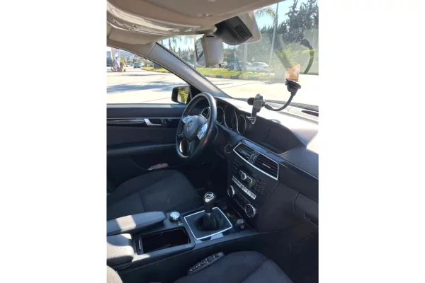 Makina ne shitje ne Fier - 6,400 Euro