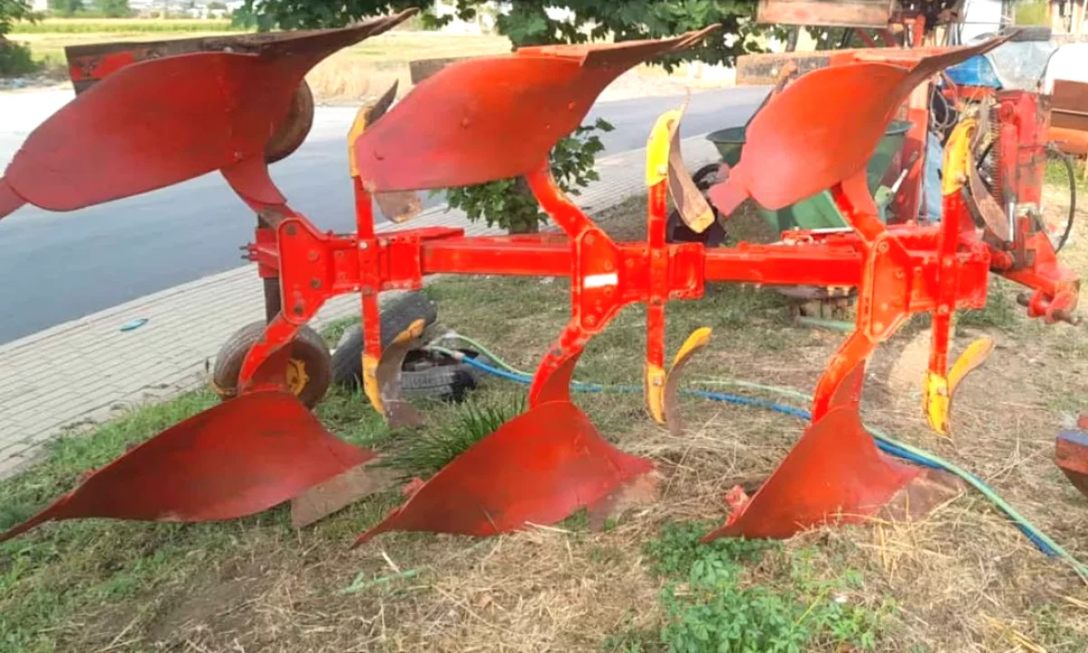 🚜 SHITET PLUG PER TRAKTOR