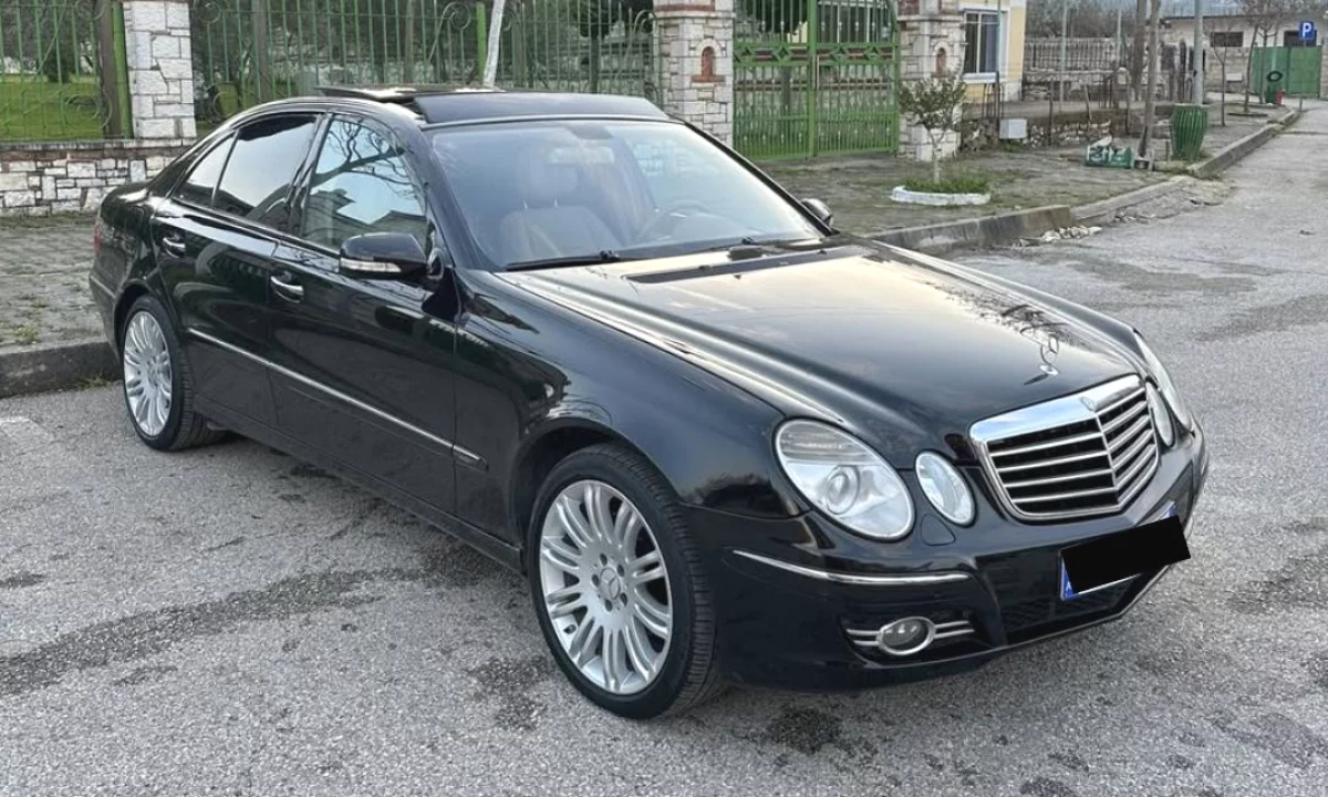 Makina ne shitje ne Tirane, Mercedes-Benz, 2007 Diesel,Kambio Automatik Pagesa 6,500  Euro.
