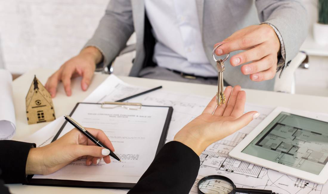 Job Offers in Tirana, Profession AGJENT IMOBILIAR , Beginner/Little experience, Payment 1,000  Euro.