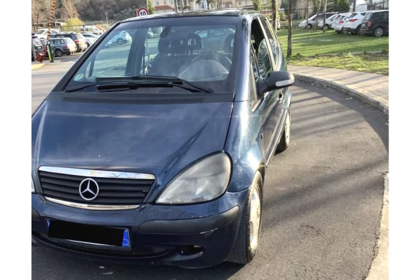 Auto in Vendita a Tirana, Mercedes-Benz, 2004 Diesel,Kambio Automatik Pagamento 1,650  Euro.