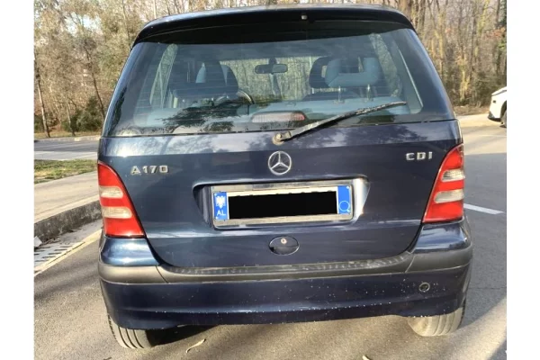 Auto in Vendita a Tirana, Mercedes-Benz, 2004 Diesel,Kambio Automatik Pagamento 1,650  Euro.