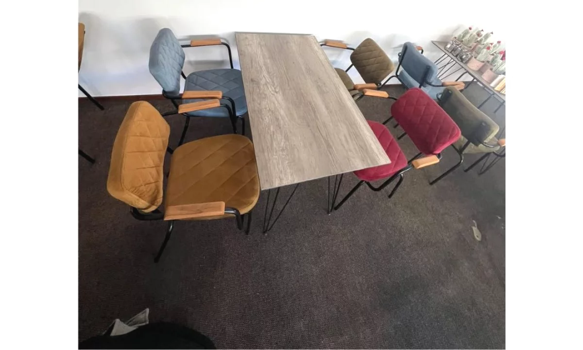  Shiten 10 sete tavolinash (te perdorura)