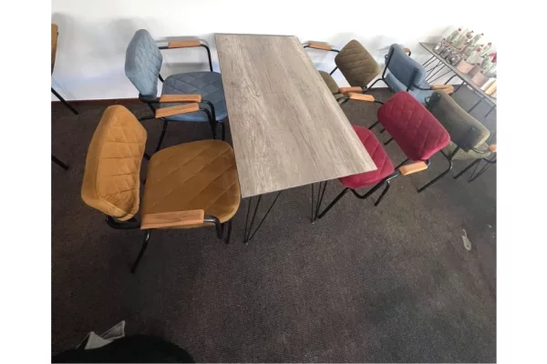 Mobilje dhe Elektroshtepiake ne Elbasan - 2,000 Euro