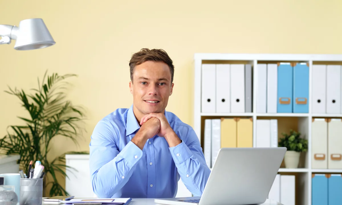 Job Offers in Korca, Profession Mësues i Teorisë dhe/ose Praktikës Profesionale , With experience, Payment By Agreement.