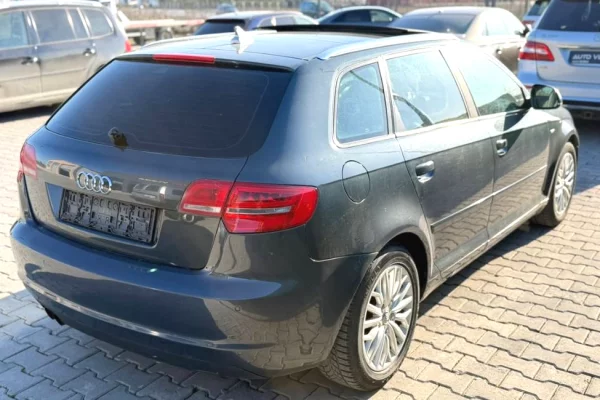 Makina ne shitje ne Prizren - 6,900 Euro