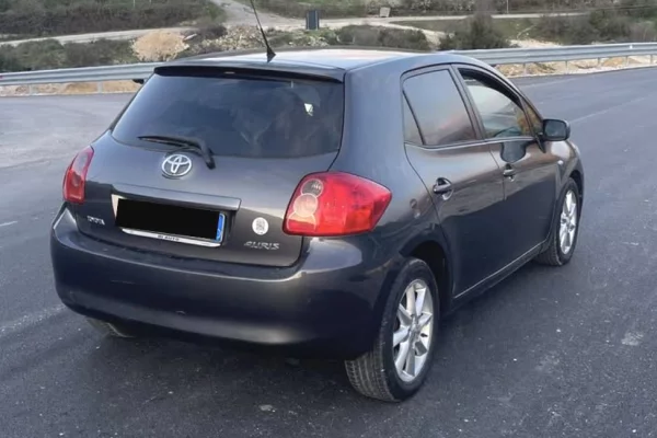 Makina ne shitje ne Fier - 4,400 Euro