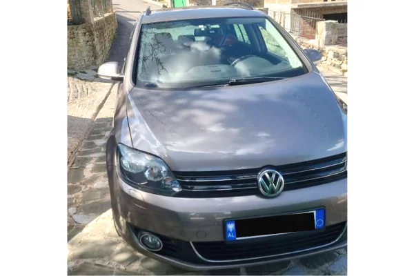 Makina ne shitje ne Tirane - 6,500 Euro