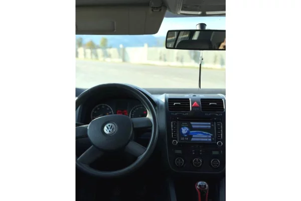 Makina ne shitje ne Pogradec - 3,200 Euro