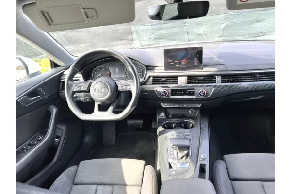 Makina ne shitje ne Tirane, Audi, 2017 Diesel,Kambio Automatik Pagesa 19,500  Euro.