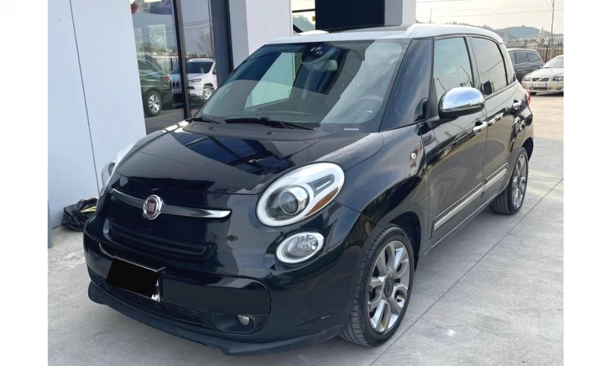 Makina ne shitje ne Tirane, Fiat, 2014 gasoline-gas,Kambio Automatik Pagesa 5,800  Euro.
