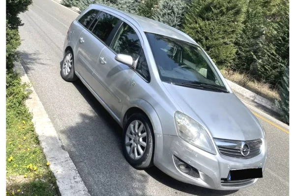 Makina ne shitje ne Kruje - 2,000 Euro