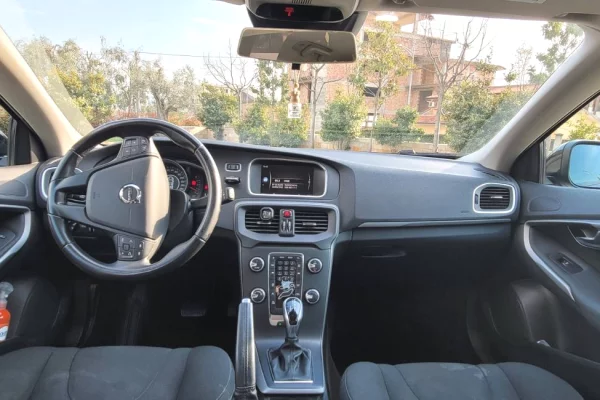 Auto in Vendita a Tirana - 10,000 Euro