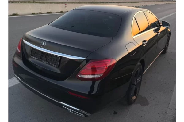 Makina ne shitje ne Durres - 13,900 Euro