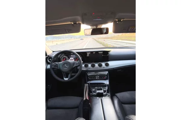 Makina ne shitje ne Durres - 13,900 Euro