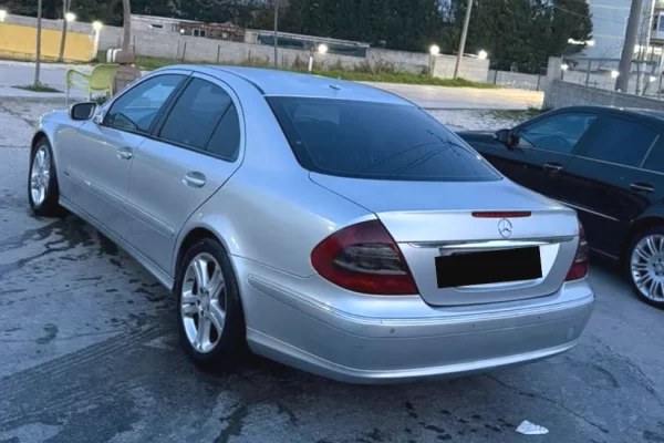 Auto in Vendita a Tirana - 5,500 Euro